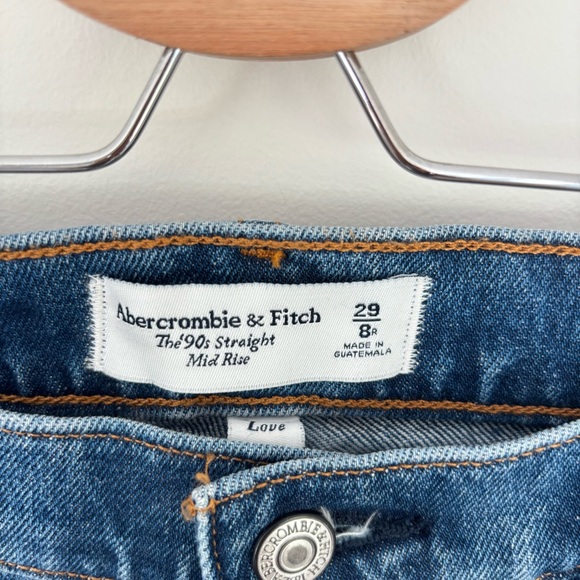 Abercrombie Curve Love 90’s Straight Mid Rise Raw Hem Jeans 8 - Picture 12 of 13